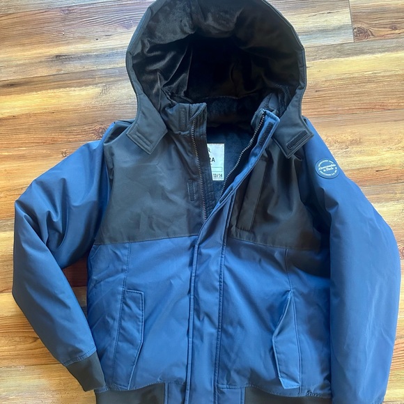 Abercrombie & Fitch Kids Navy and Black Puffer Jacket